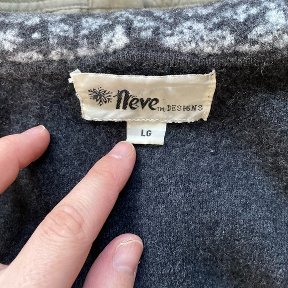 Neve Designs Vintage Nordic Fair Isle Wool Sweater - Picture 4 of 7